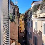 Vicolo Cellini