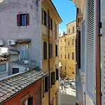Vicolo Cellini